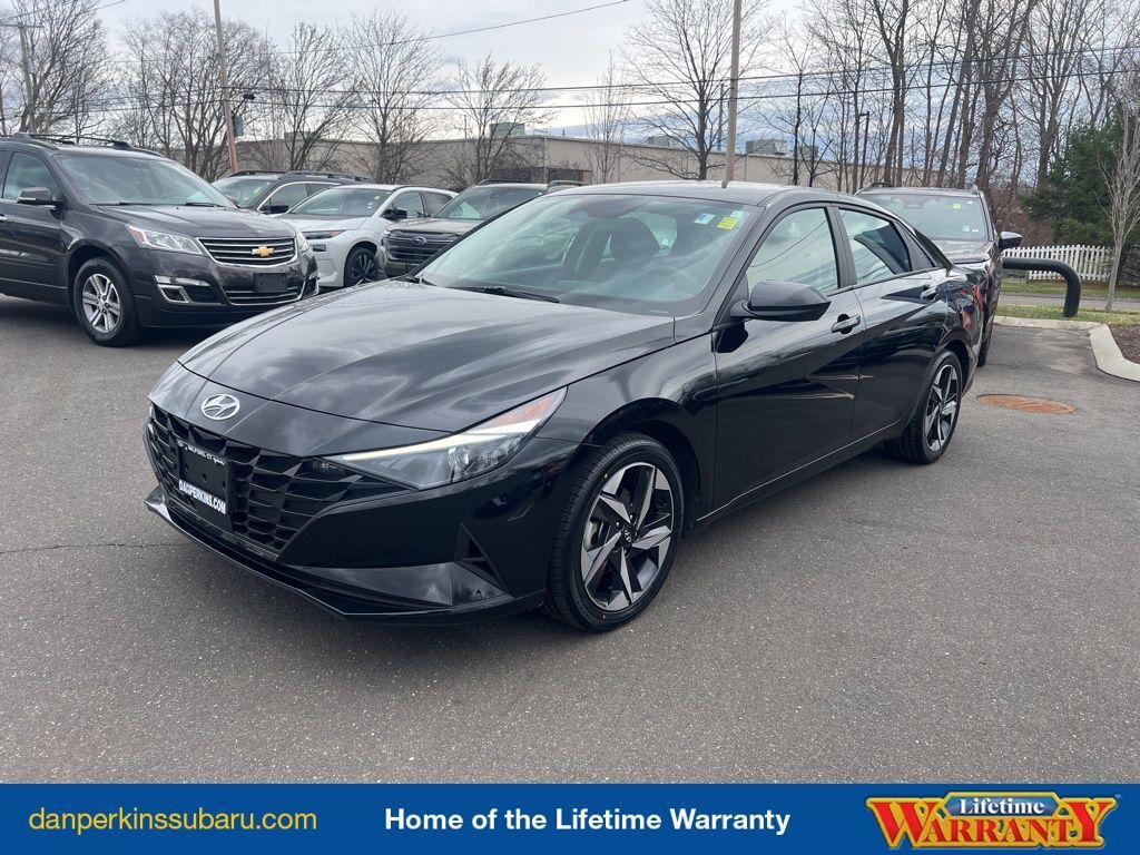 2023 HYUNDAI Elantra
