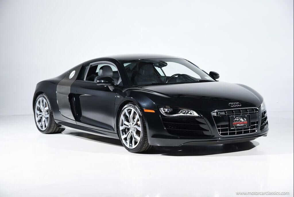 2010 AUDI R8