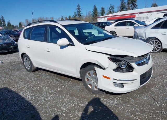 2010 HYUNDAI Elantra Touring