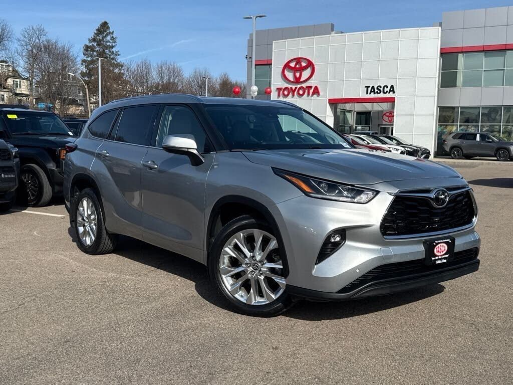 2021 TOYOTA Highlander