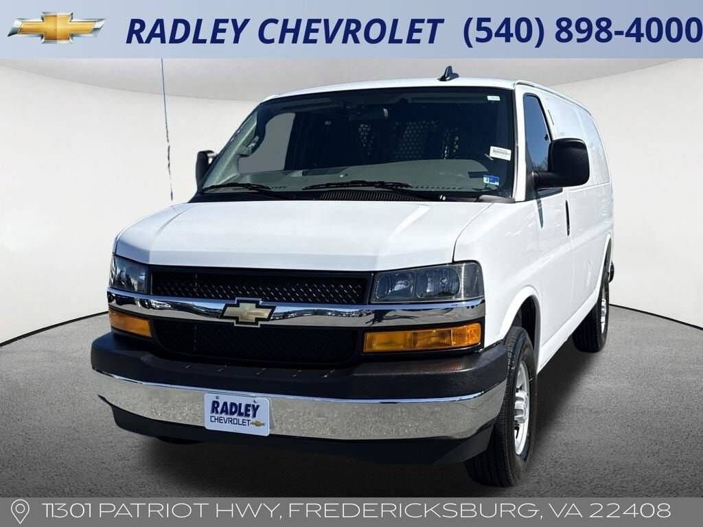 2024 CHEVROLET Express