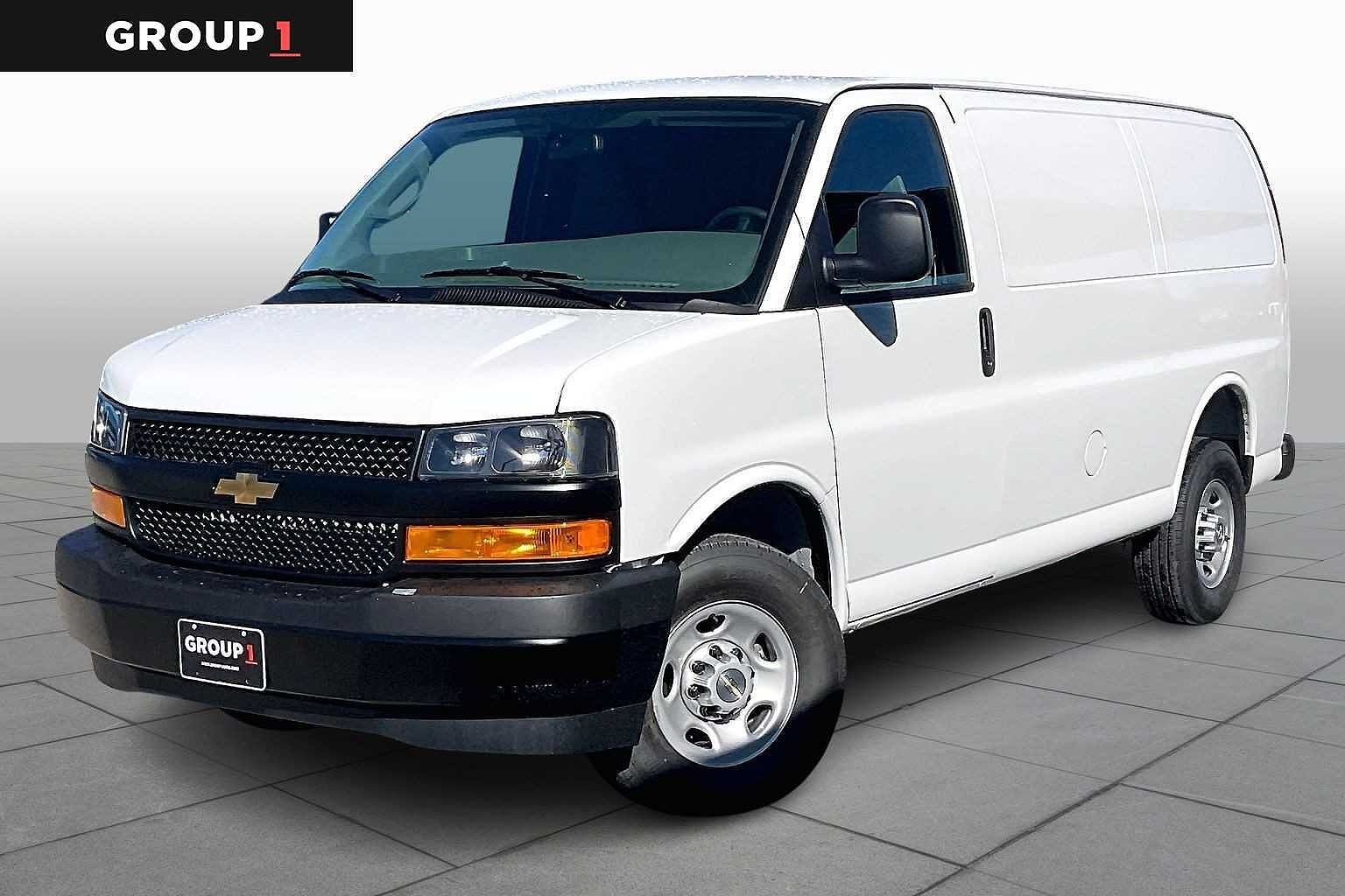 2026 CHEVROLET Express