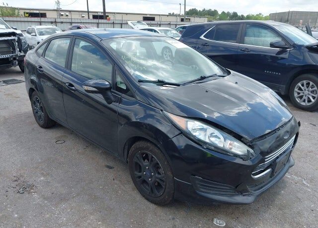 2015 FORD Fiesta