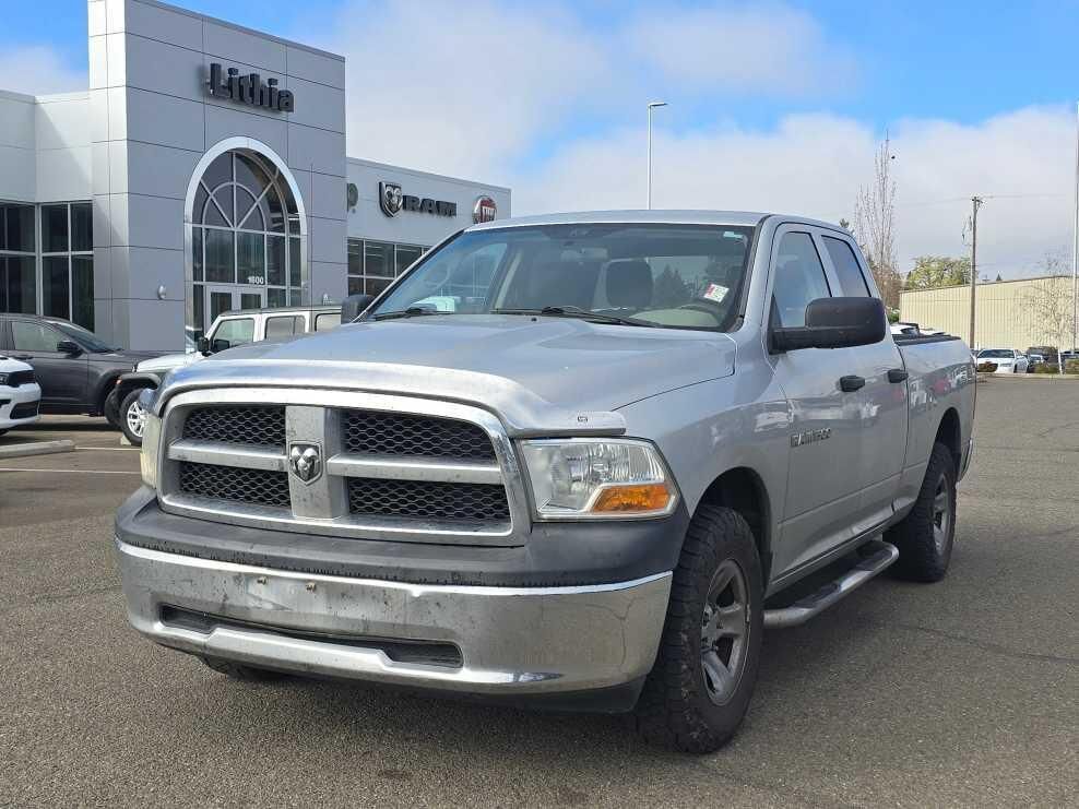 2012 DODGE Ram