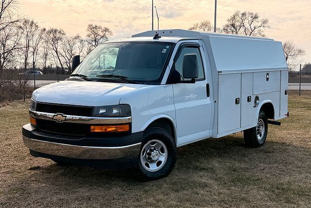 2022 CHEVROLET Express