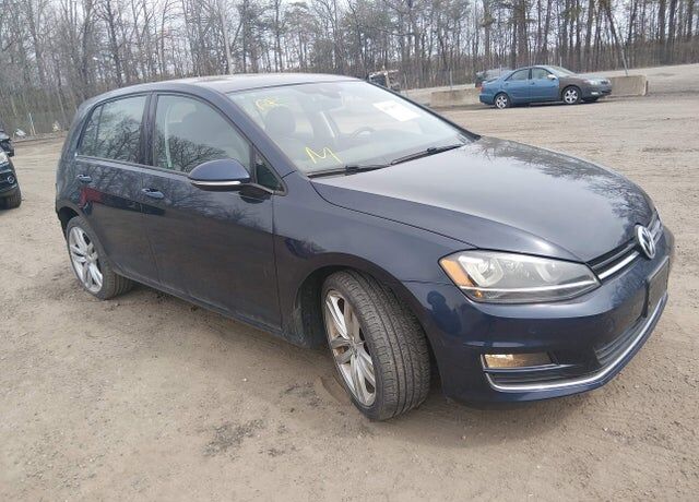 2017 VOLKSWAGEN Golf