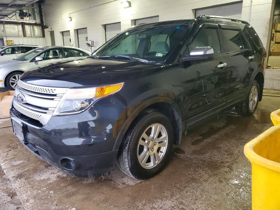 2014 FORD Explorer