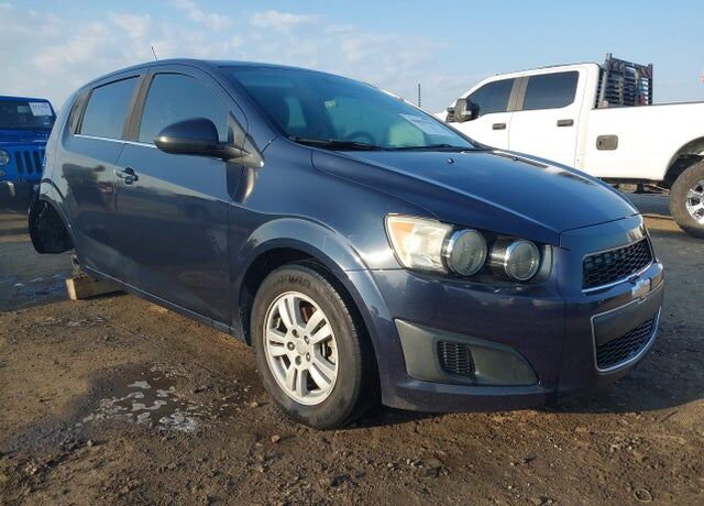 2015 CHEVROLET Sonic