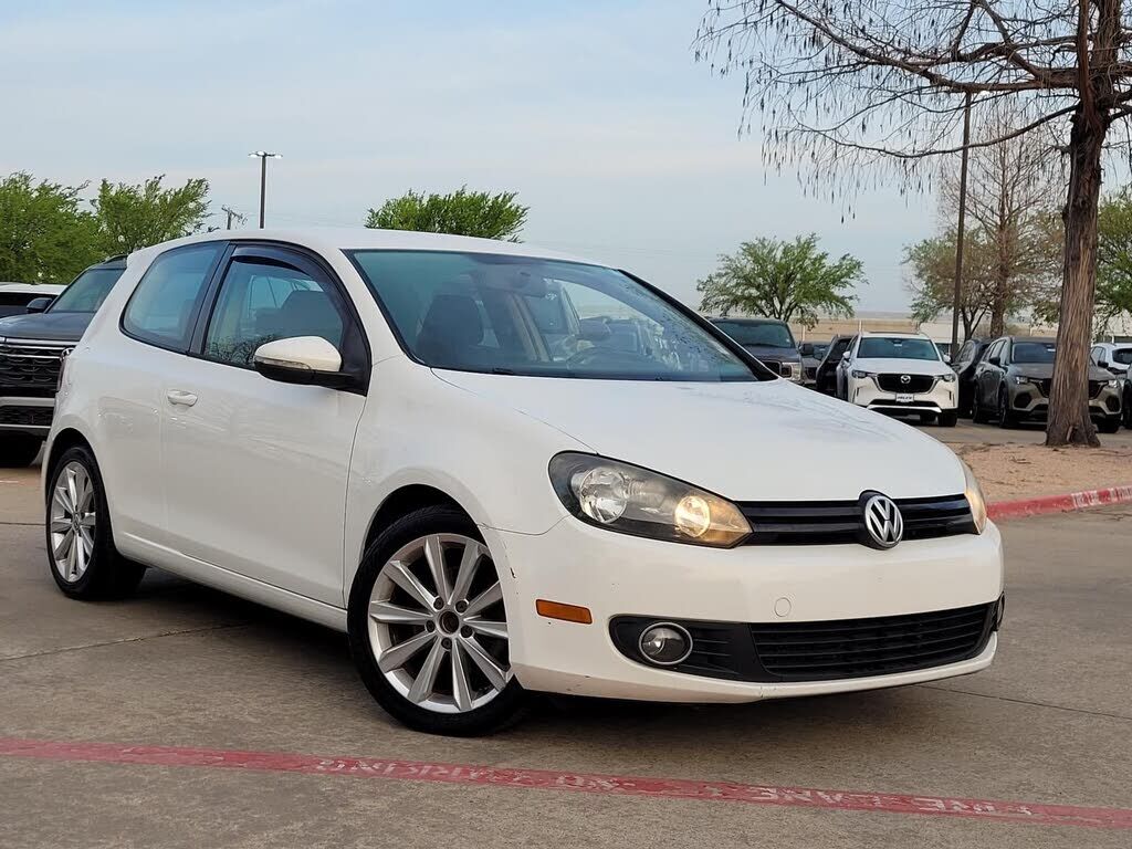 2012 VOLKSWAGEN Golf