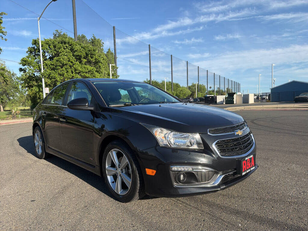 2015 CHEVROLET Cruze
