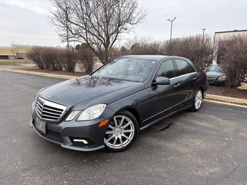 2011 MERCEDES-BENZ E-Class