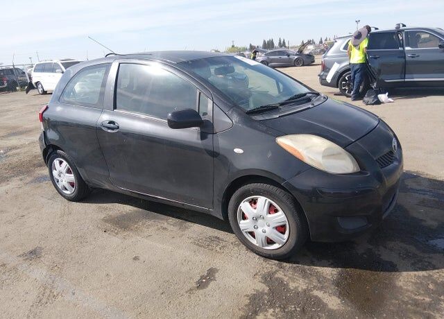 2009 TOYOTA Yaris