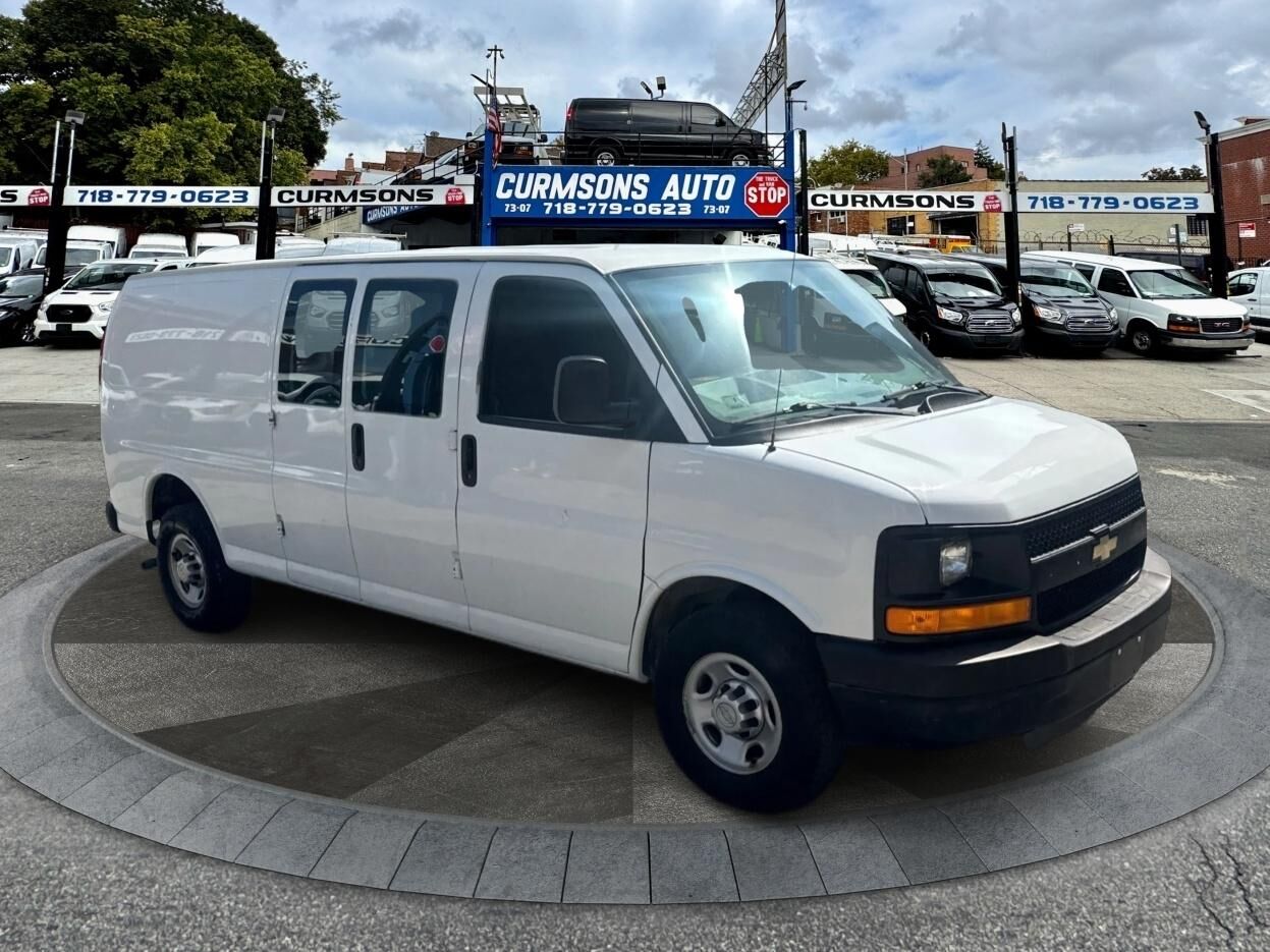 2011 CHEVROLET Express