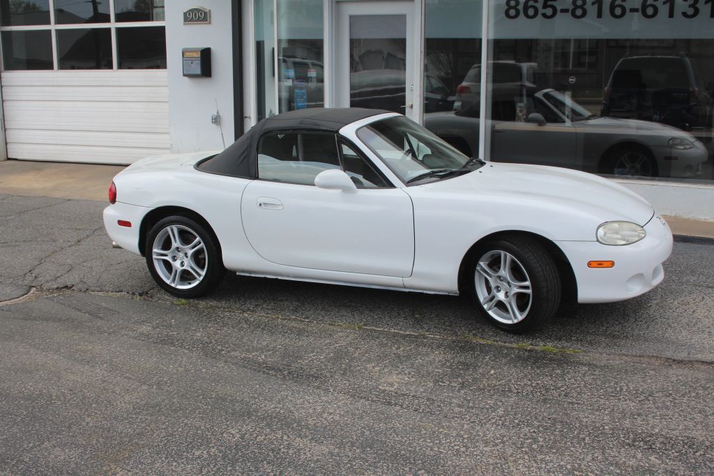 2004 MAZDA MX-5