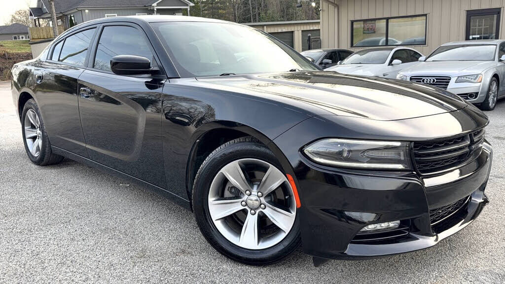 2016 DODGE Charger