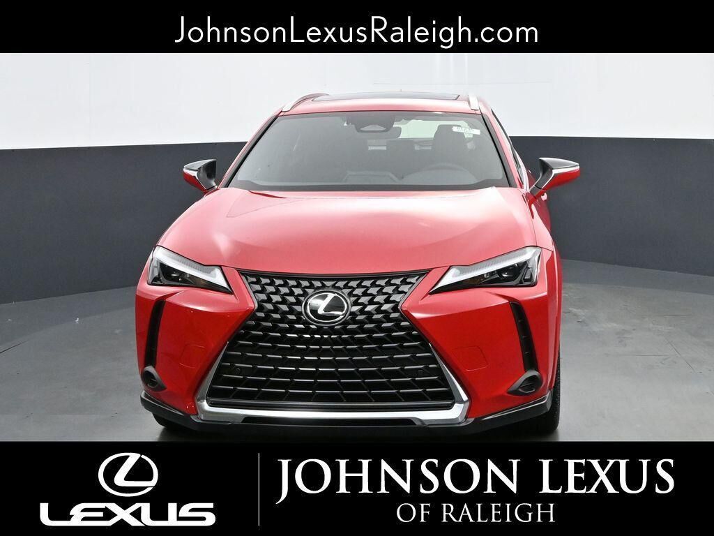 2025 LEXUS UX