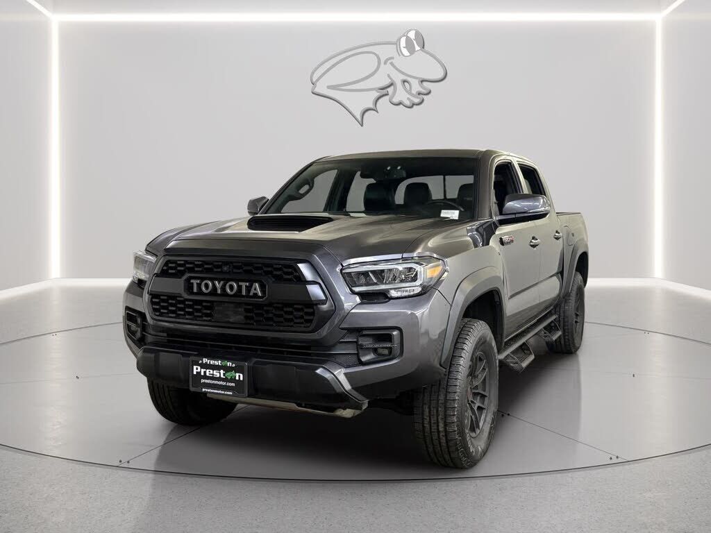 2020 TOYOTA Tacoma