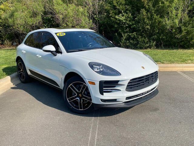 2020 PORSCHE Macan