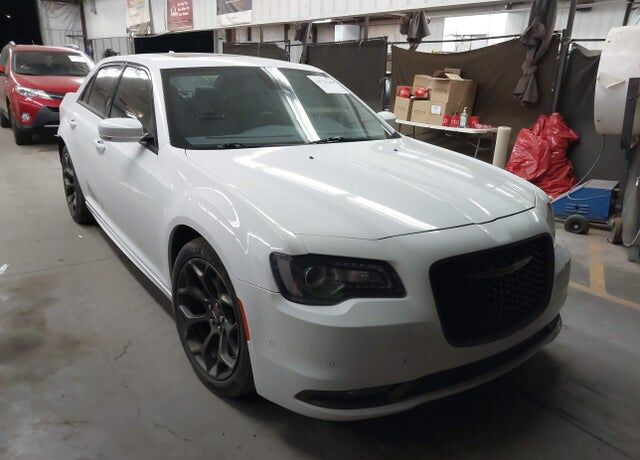 2017 CHRYSLER 300