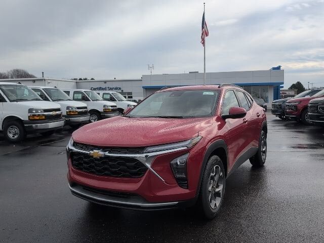 2026 CHEVROLET Trax