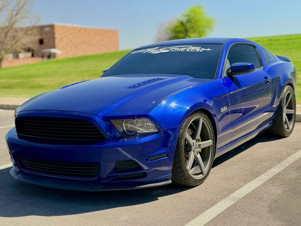 2013 FORD Mustang