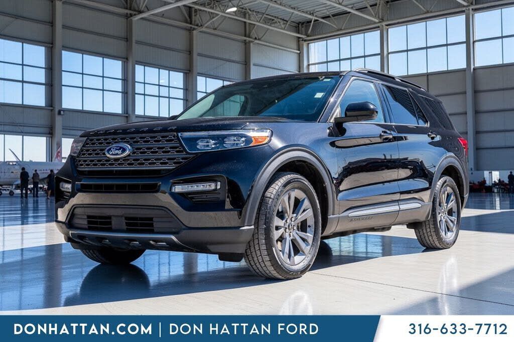 2023 FORD Explorer
