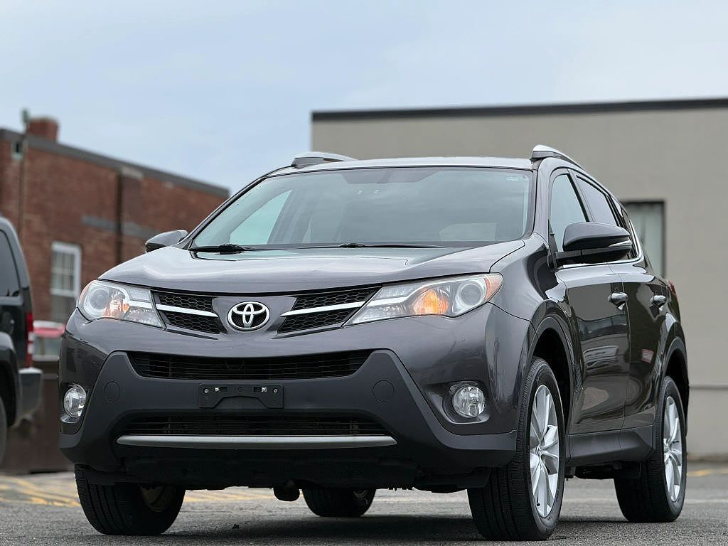 2015 TOYOTA RAV4
