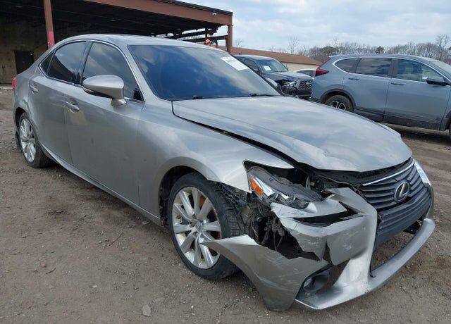 2016 LEXUS IS