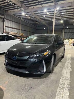 2021 TOYOTA Prius
