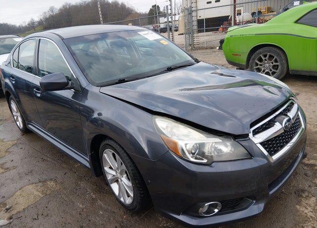 2014 SUBARU Legacy