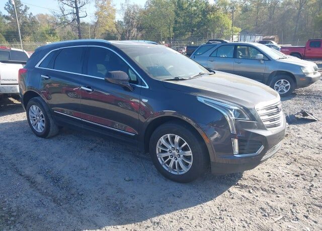 2017 CADILLAC XT5