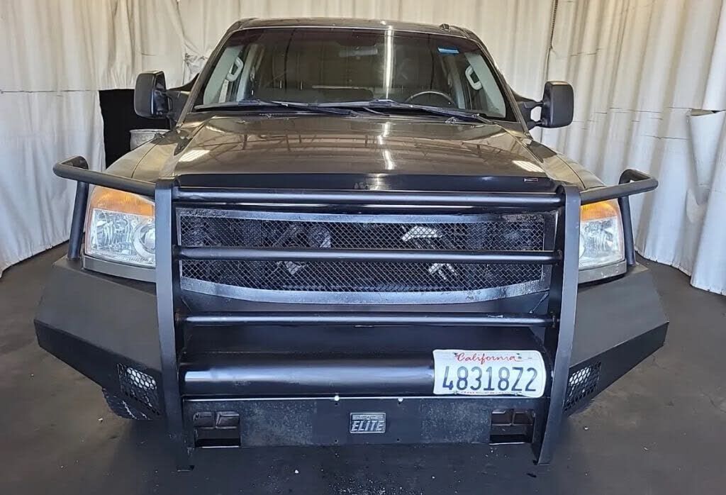 2015 NISSAN Titan
