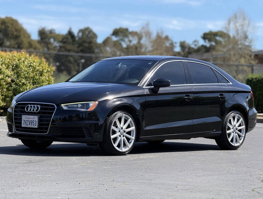 2015 AUDI A3