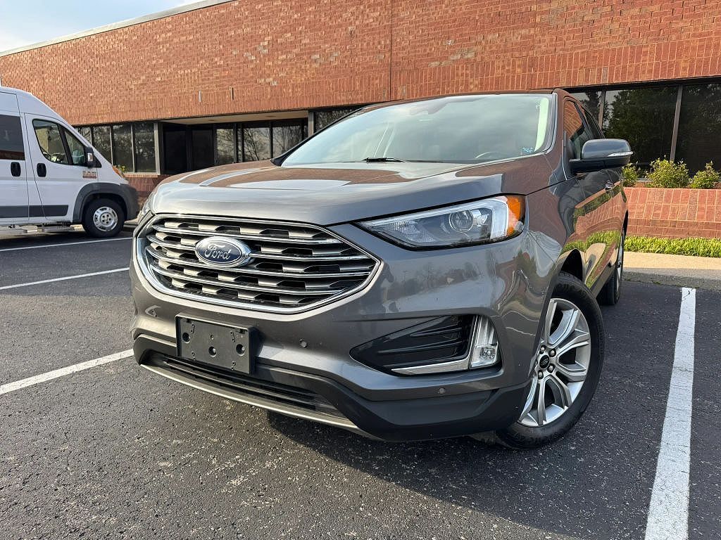 2023 FORD Edge