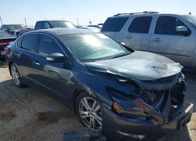 2013 NISSAN Altima