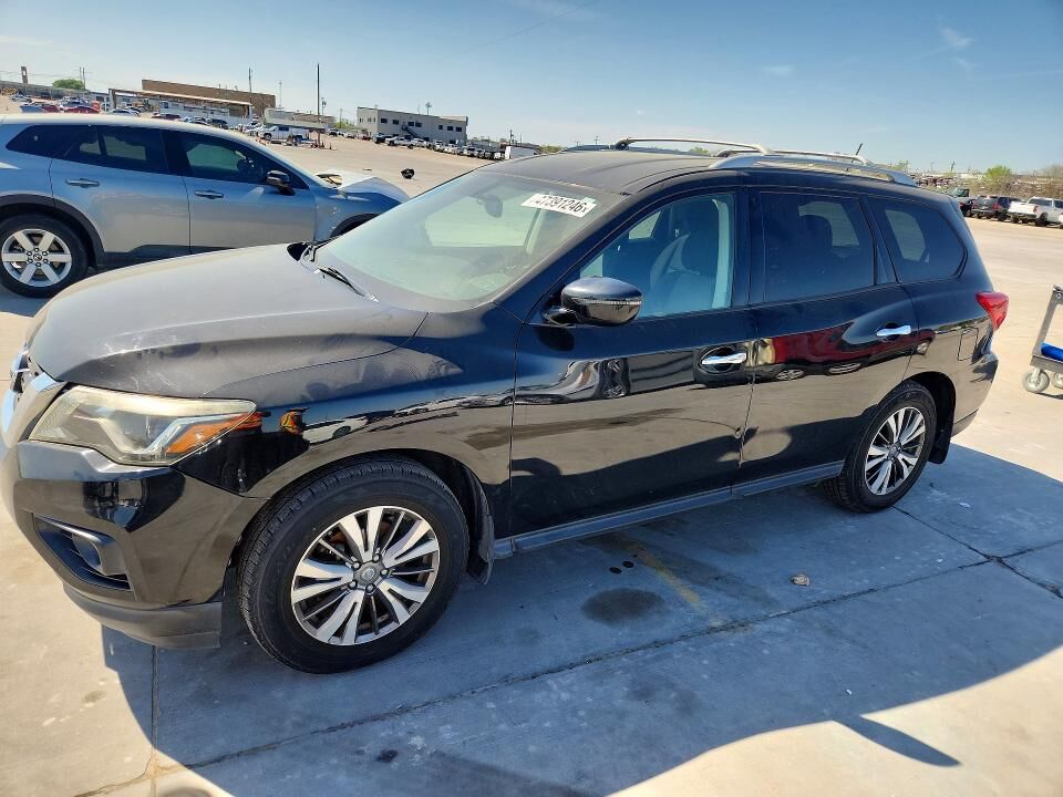 2018 NISSAN Pathfinder