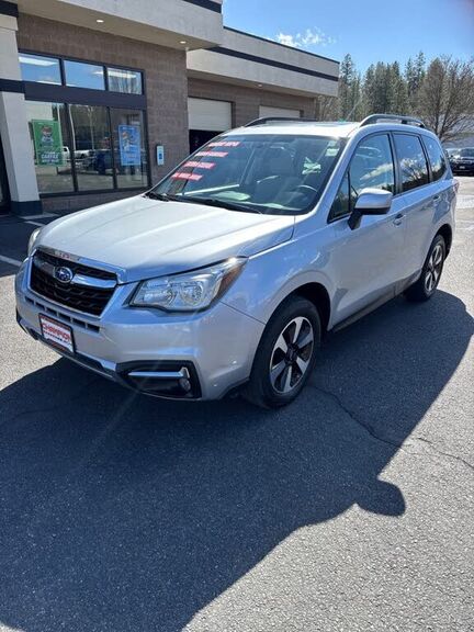 2017 SUBARU Forester