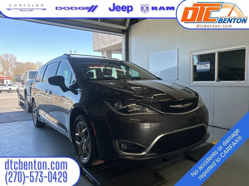 2018 CHRYSLER Pacifica