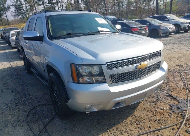 2013 CHEVROLET Avalanche