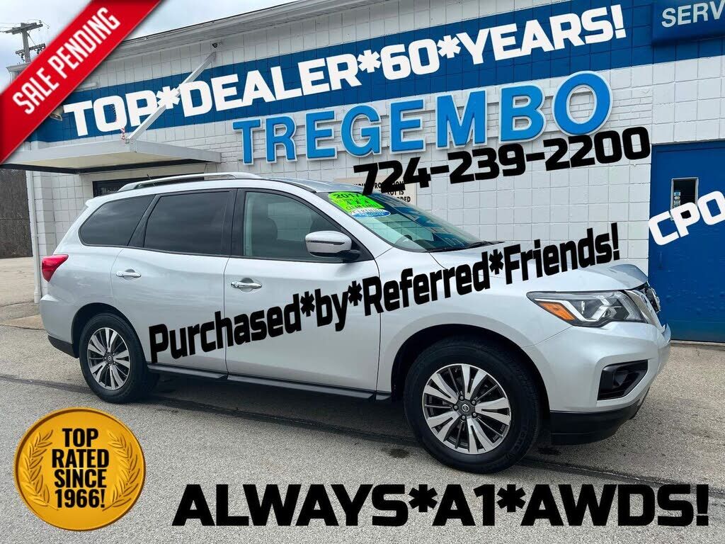 2017 NISSAN Pathfinder