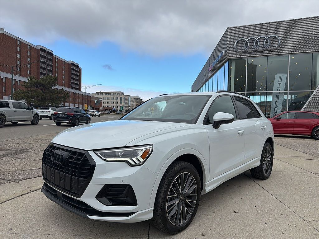 2023 AUDI Q3
