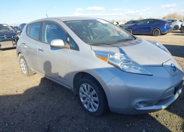 2017 NISSAN Leaf