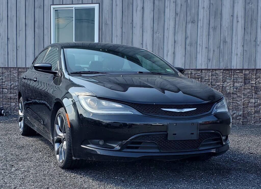 2015 CHRYSLER 200