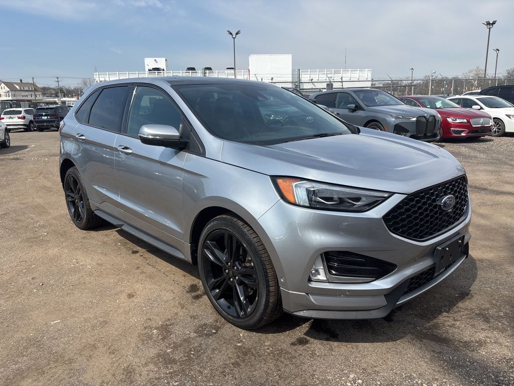 2020 FORD Edge