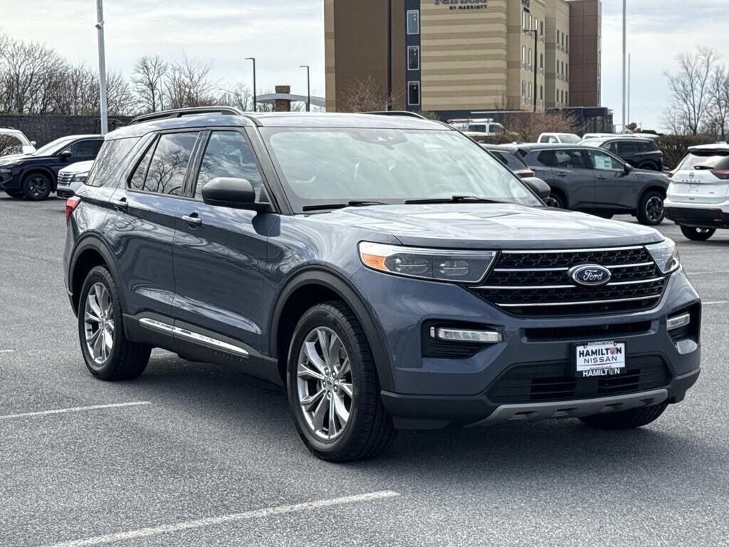 2021 FORD Explorer