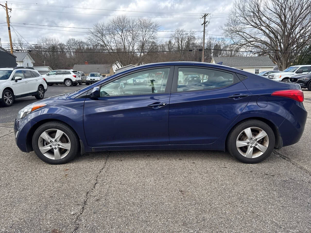 2013 HYUNDAI Elantra