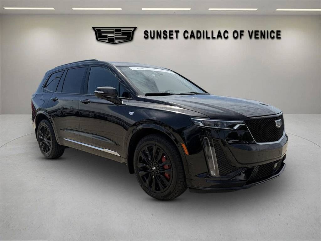 2025 CADILLAC XT6