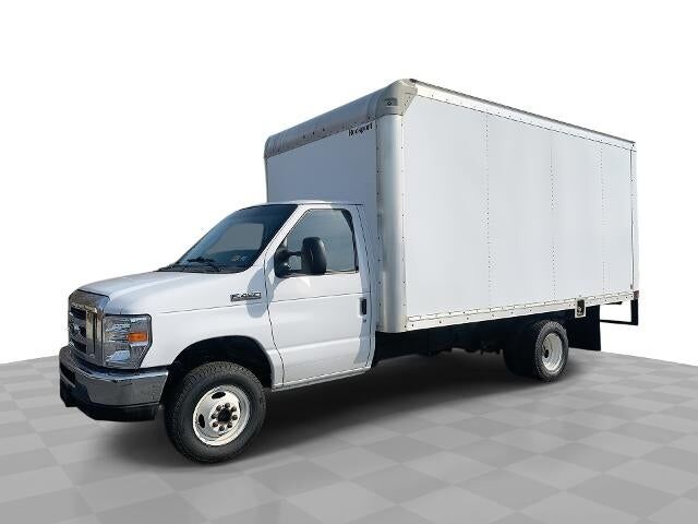 2017 FORD E-450