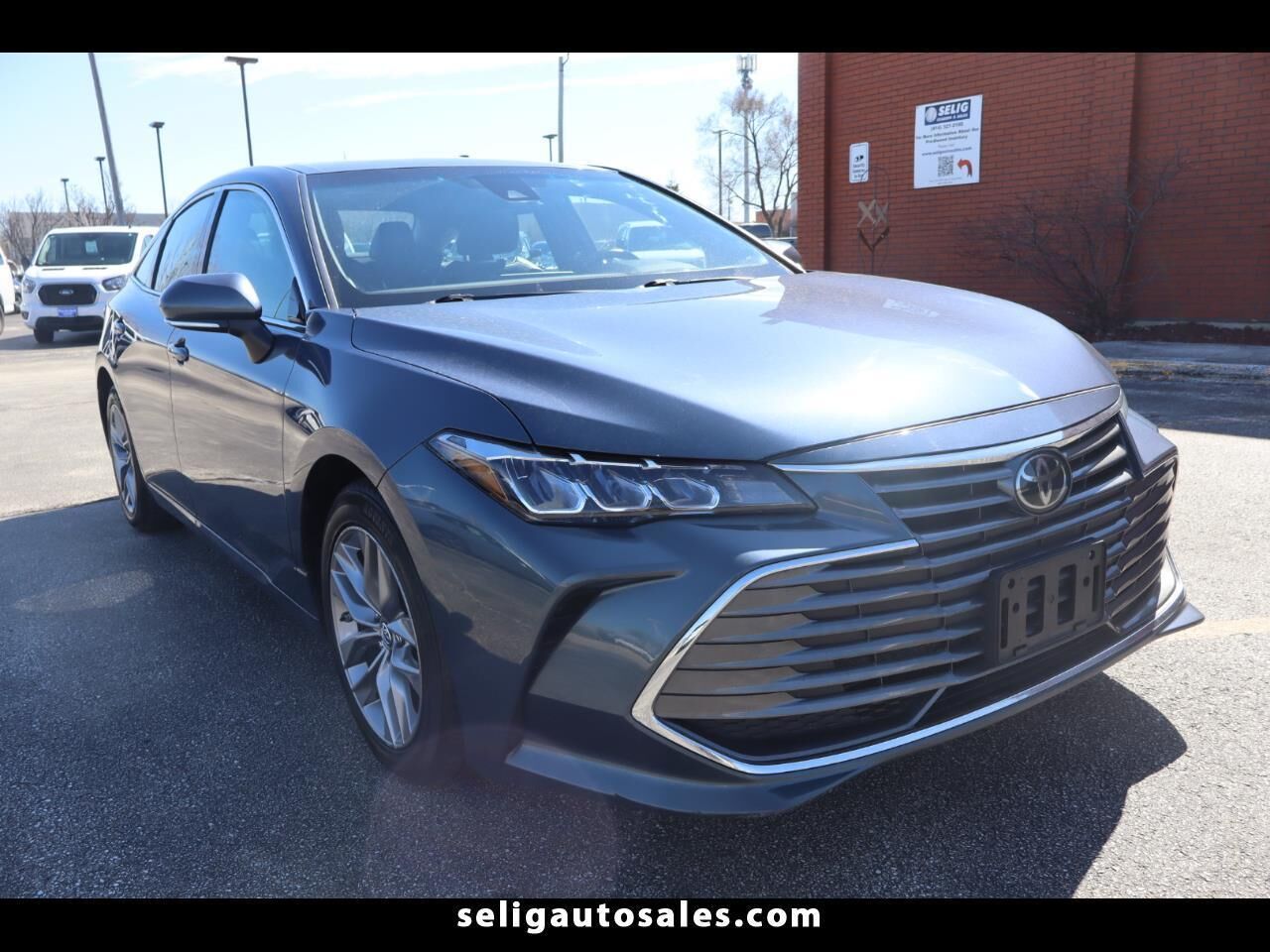 2019 TOYOTA Avalon