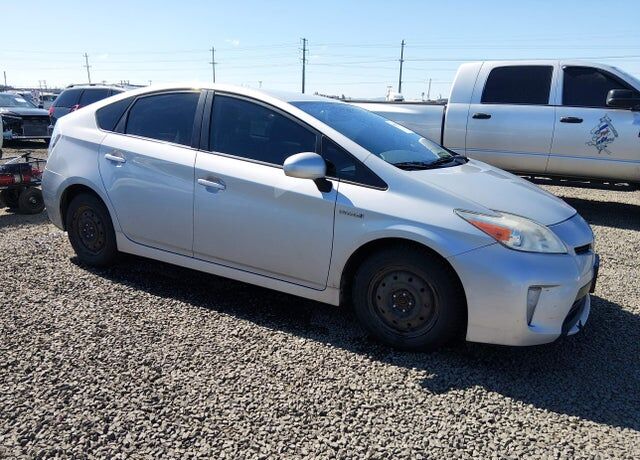 2015 TOYOTA PRIUS